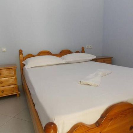 Vasili Sunstay Apartments ساراندا المظهر الخارجي الصورة