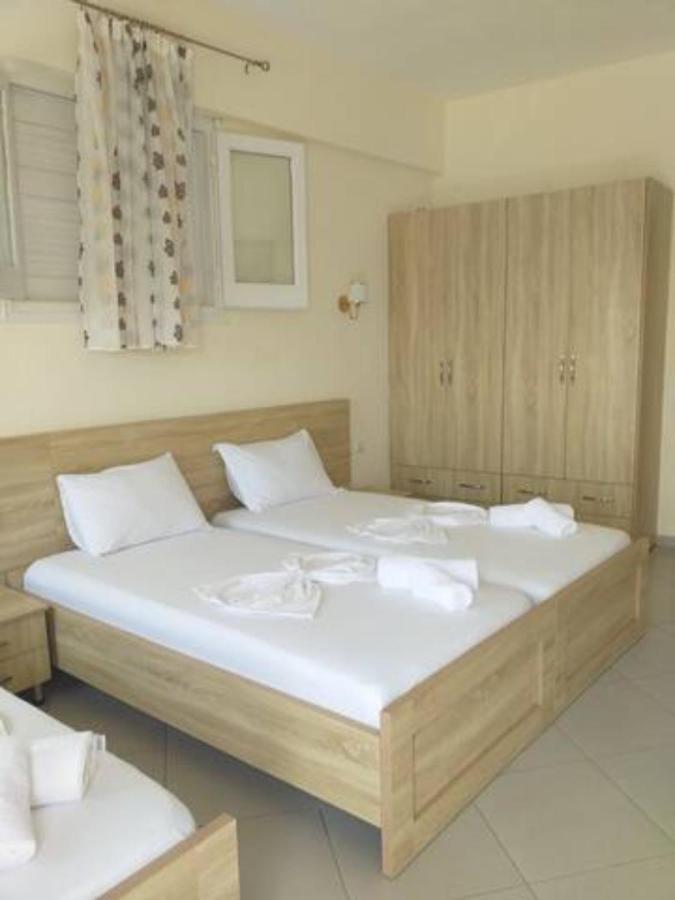 Vasili Sunstay Apartments ساراندا المظهر الخارجي الصورة
