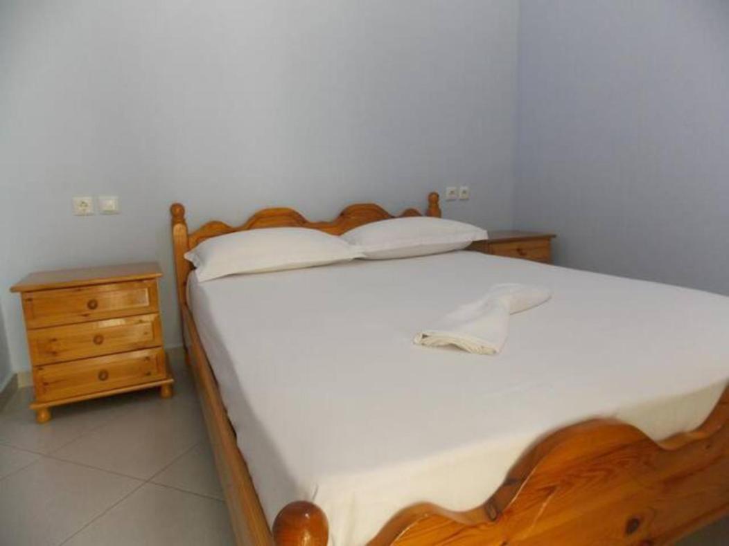 Vasili Sunstay Apartments ساراندا المظهر الخارجي الصورة