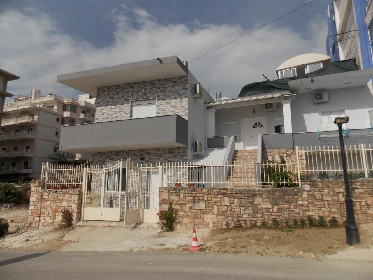 Vasili Sunstay Apartments ساراندا المظهر الخارجي الصورة